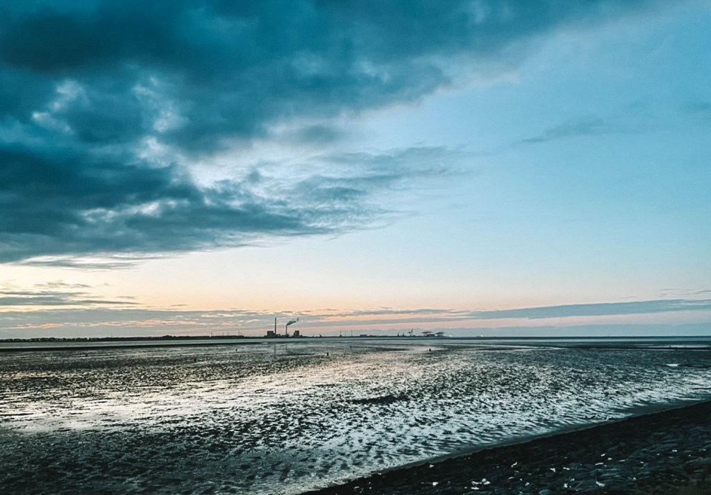 Blick auf den Hafen von Wilhelmshaven
