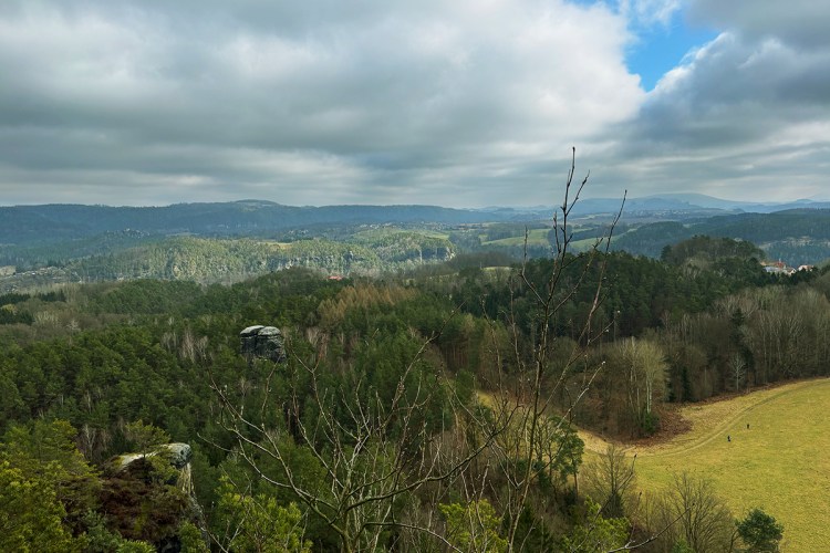 Blick vom Rauenstein auf die "Nonne"